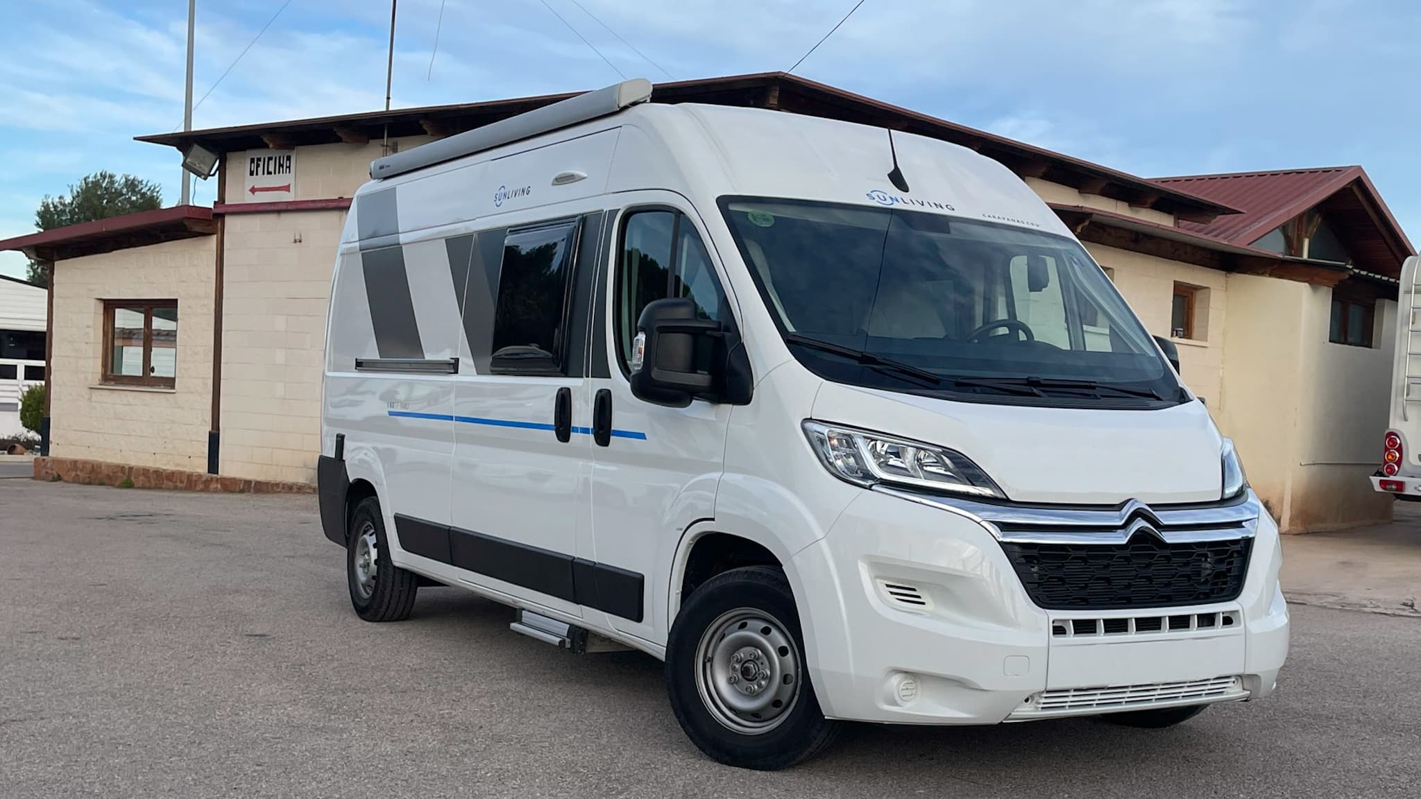 Sun Living V60 Family Furgoneta Camper de ocasíon